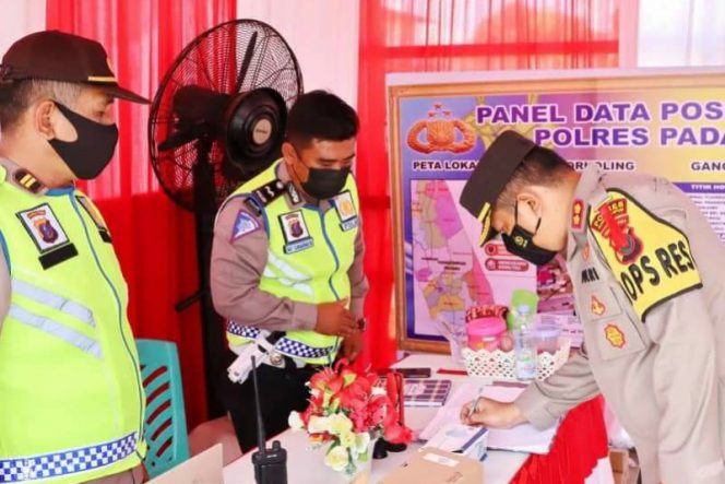 
					Kapolres AKBP Dwi Prasetyo Wibowo, SIK Kunjungi Pos Pam Pijorkoling dan Polsek Batunadua