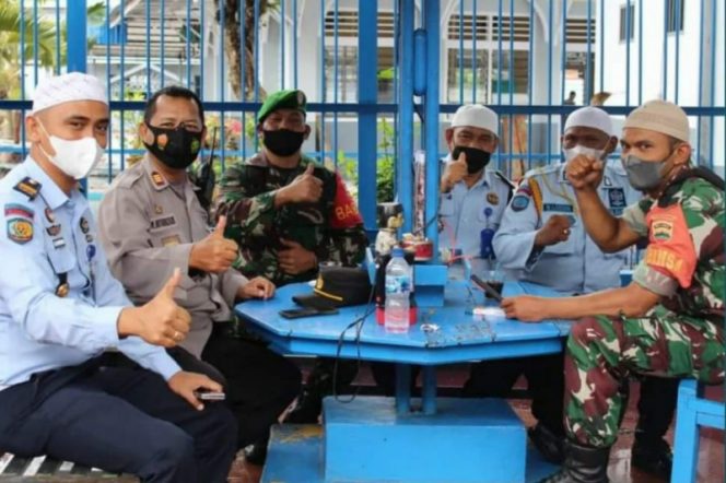
					Perkuat Keamanan Saat Idul Fitri, Lapas Kelas IIB Padang Sidempuan Gandeng TNI-Polri