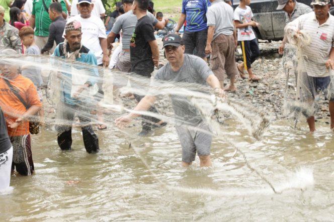 
					Bupati Madina Ajak Masyarakat Lestarikan Sungai Lewat Lubuk Larangan