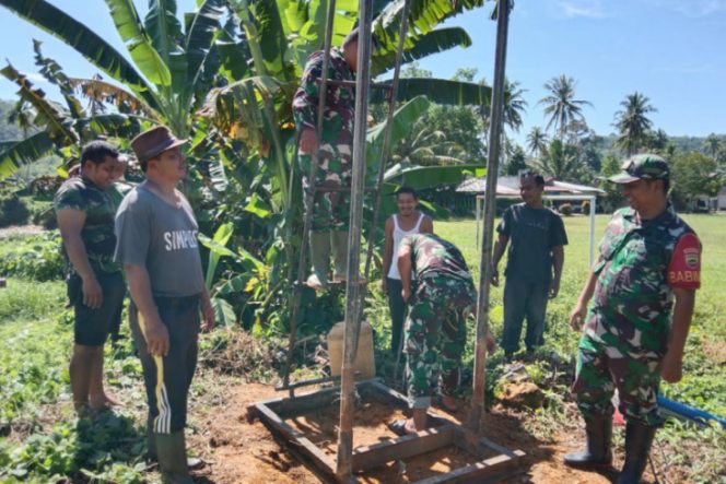 
					Koramil 16 Batang Natal Bangun Sumur Bor di Perumahan Relokasi Banjir Kecamatan Linggabayu