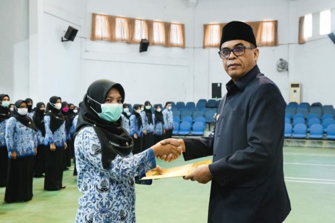 
					Bupati Madina Serahkan SK dan Ambil Sumpah 170 PNS Formasi Tahun 2018