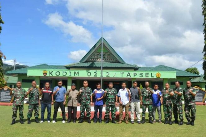 
					Jelang Liga Santri Piala KSAD, Kodim 0212/Tapsel Laksanakan Rapat Kesiapan