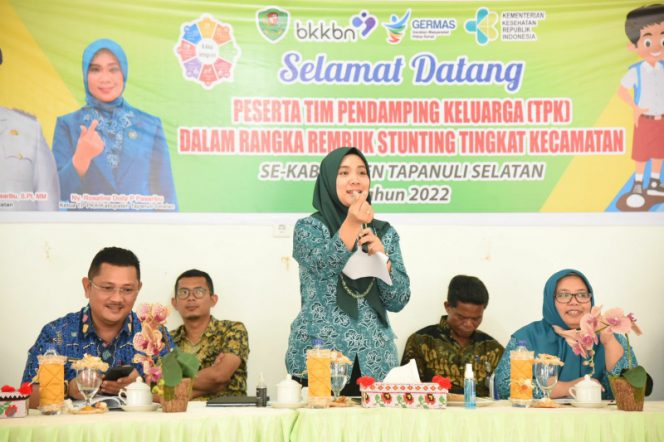 
					Ketua TP PKK Tapsel Ajak Anggota Untuk Komitmen Bersama Turunkan Angka Stunting