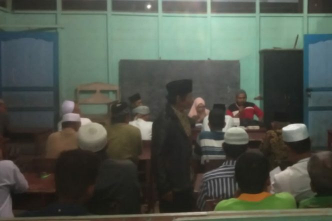 
					Koptan di Desa Roburan Dolok Dan Lombang Gelar Rakor RDP Pupuk Bersubsidi T.A. 2022