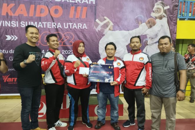 
					Tapsel Raih Juara Umum Kejurda Karate Shokaido Sumut Ke III