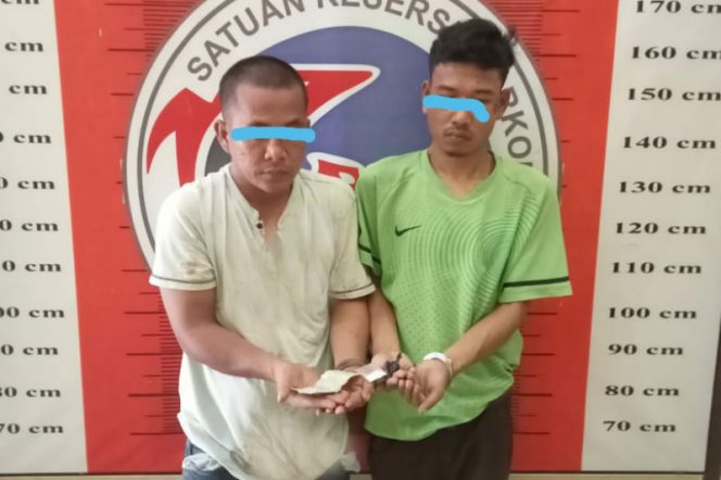 
					Dua Pemakai Sabu Diringkus Satres Narkoba Polres Palas 