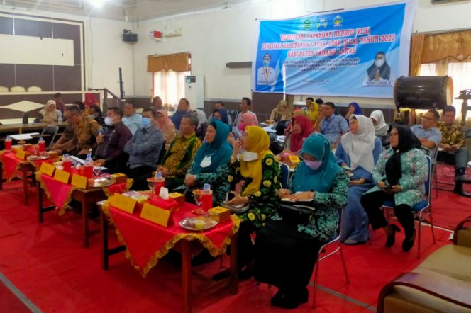 
					Padang Lawas Ikuti Verifikasi Hybrid Kabupaten Layak Anak Secara Virtual