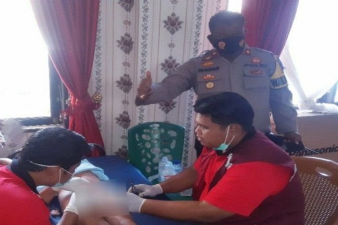 
					Menyambut HUT Bhayangkara ke 76,Polres Palas Gelar Khitanan Massal