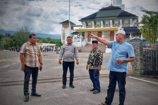 Bupati Sukhairi Tinjau Persiapan Lapangan Upacara Peringatan Hut Ri Ke Tahun Di Madina