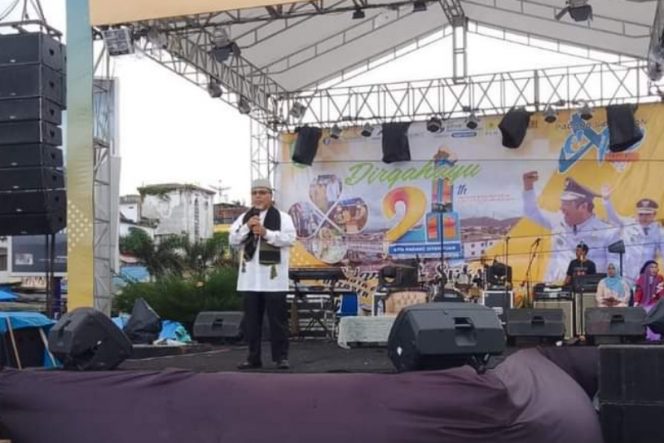 
					Semarak HUT Ke- 21, Pemko Padang Sidempuan Gelar Tausyiah