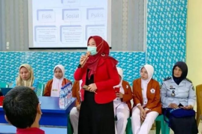 
					Mahasiswi STIKES Darmais Lakukan Penyuluhan Bahaya Narkoba di Lapas Kelas IIB Padang Sidempuan