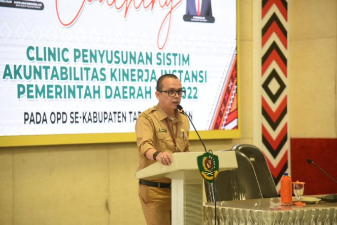 
					Sekda Tapsel Buka Coaching Clinic Penyusunan SAKIP