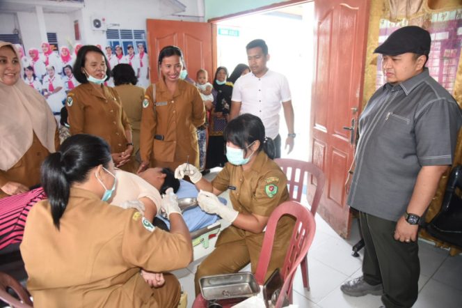 
					Optimalkan Pelayanan ke Masyarakat, Bupati Dolly Berkantor di KecamatanTantom