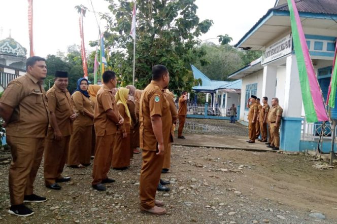 
					Camat Saifuddin Pimpin Apel Pagi Sekaligus Silaturahmi Kades Dan Plt. Kades Se Kecamatan Linggabayu