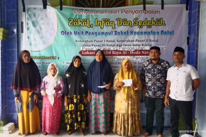 
					11 Hari Menjelang Lebaran, UPZ Natal Salurkan ZIS Kepada 425 Mustahak dan 96 Anak Yatim