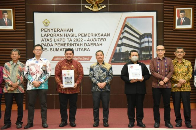 
					Pemkab Tapsel Kembali Raih Opini WTP Kesembilan Kalinya Secara Berturut-turut