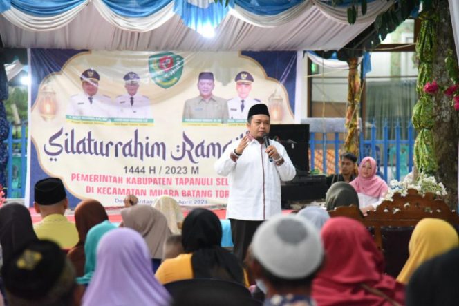 
					Bupati Tapsel Ajak Masyarakat Untuk Dapat Memetik Hikmahnya Puasa Ramadhan