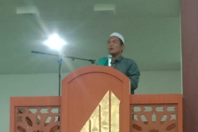 
					Jumat Perdana Sawal di Mesjid Agung Al Munawwaroh Sibuhuan, Khatib : Sedekah Awal Keberkahan Usaha
