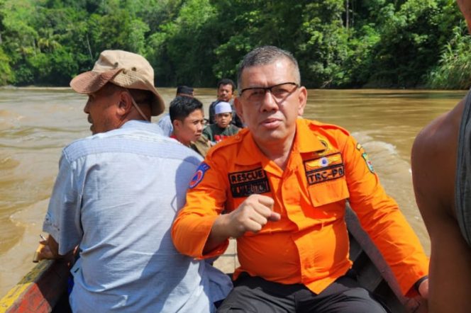 
					BPBD Madina & Basarnas Lanjutkan Pencarian Warga Hanyut di Sungai Batang Gadis