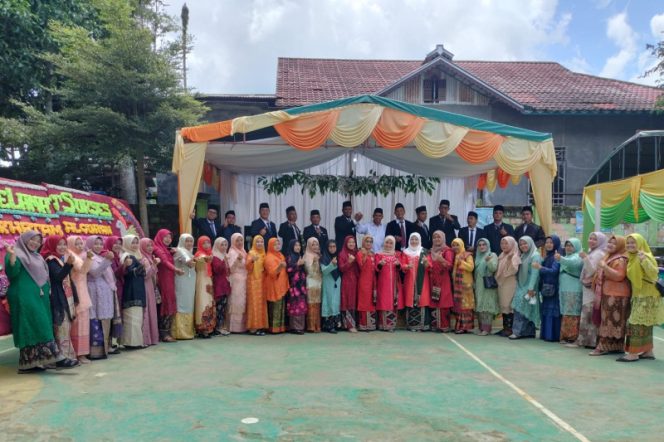 
					Pelepasan Kelas 3 MTsN 6 Madina Penuh Haru, Kasek Minta Orang Tua Dukung Pendidikan Anak