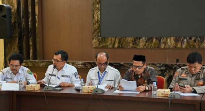 
					Sekdakot Pimpin Rapat Persiapan Pemberangkatan Haji Kota Padang Sidempuan