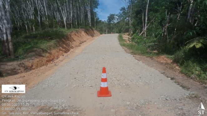 
					Mengentaskan Desa Terisolir, Dinas PUPR Madina Percepat Pelebaran Jalan Menuju Desa Sopo Batu