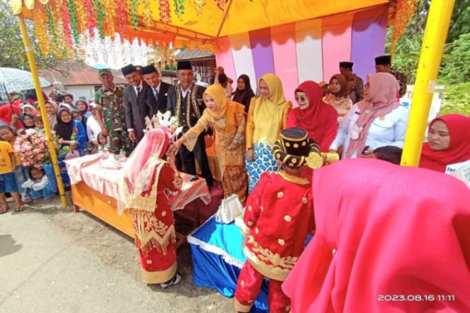 
					Pawai Karnaval HUT RI Ke 78 di Kecamatan Panyabungan Barat Berlangsung Sukses dan Meriah