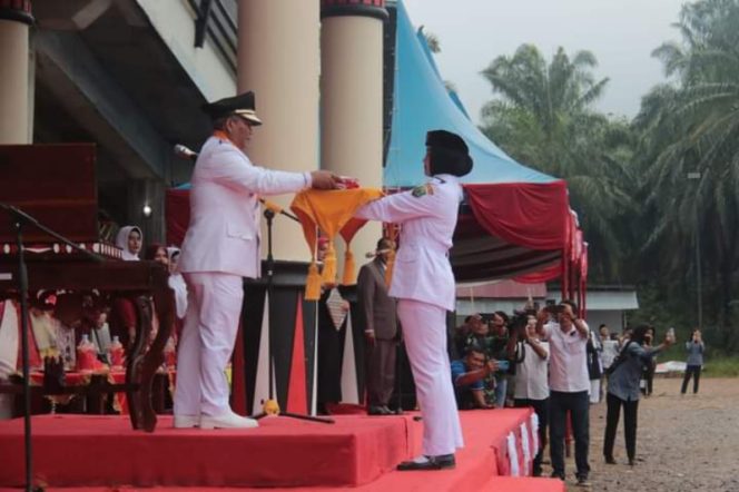 
					Plt. Bupati Zarnawi Irup Upacara Bendera HUT – RI Ke 78 Kabupaten Palas