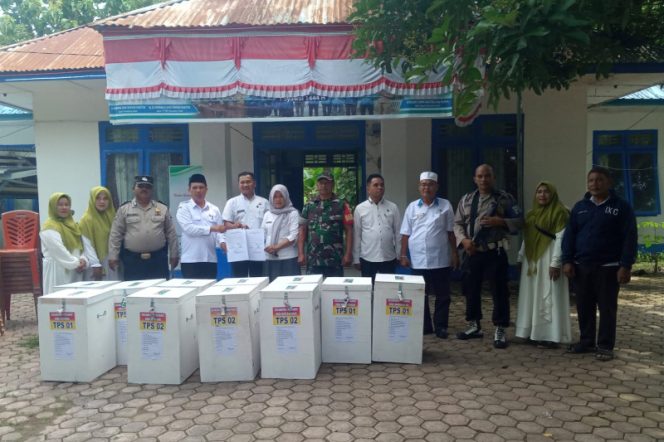 
					Dikawal TNI / Polri, Logistik Pilkades 2023 Untuk Wilayah Panyabungan Barat Tiba