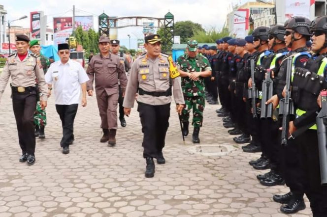 
					653 personil bergeser lakukan pengamanan 99 TPS Pilkades Padangsidimpuan