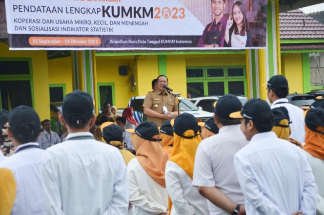 
					Walikota Irsan Padangsidimpuan Pimpin Apel Siaga PL-KUMKM Tahun 2023