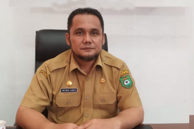 
					Polemik Kades Tornaincat Rangkap Jabatan, Kadis PMD Madina : Harus Pilih Salah Satu