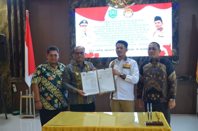 
					Pj. Walikota Tanda Tangani NPHD Pilkada 2024 Dengan Bawaslu Kota Padangsidimpuan.