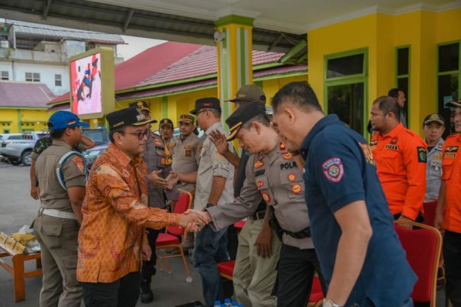 
					Polres Bersama Forkopimda Kota Padangsidimpuan Gelar Apel Kesiapan PAM Tahun Baru 2024