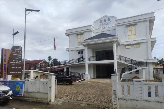 
					Samsat UPT Sibuhuan Tempati Gedung Baru