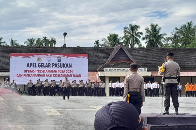 
					Polres Madina Laksanakan Apel Gelar Pasukan Operasi Keselamatan Toba 2024