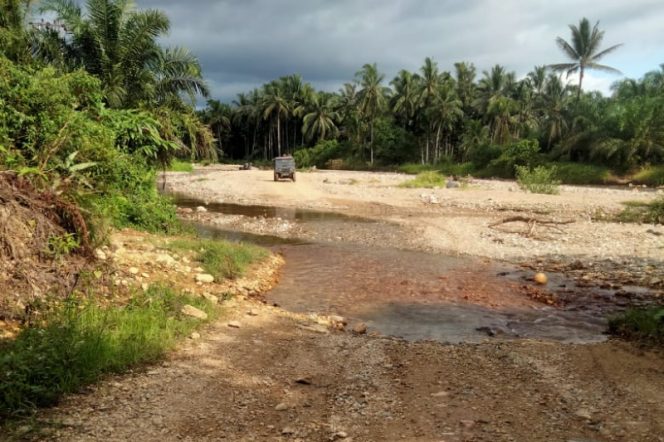 
					Masyarakat Salibaru Madina Usulkan Pembangunan Jembatan dan Jalan Aspal Sepanjang 30 Km