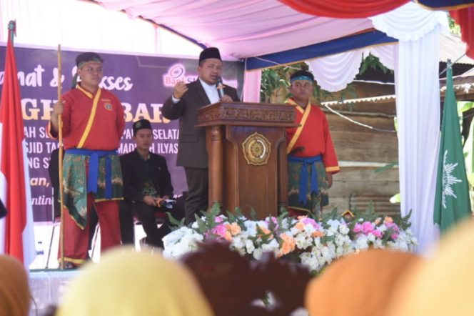 
					Bupati Tapsel Hadiri Tabligh Akbar dan Peresmian Masjid Taqwa Muhammadiyah Ilyas Nur