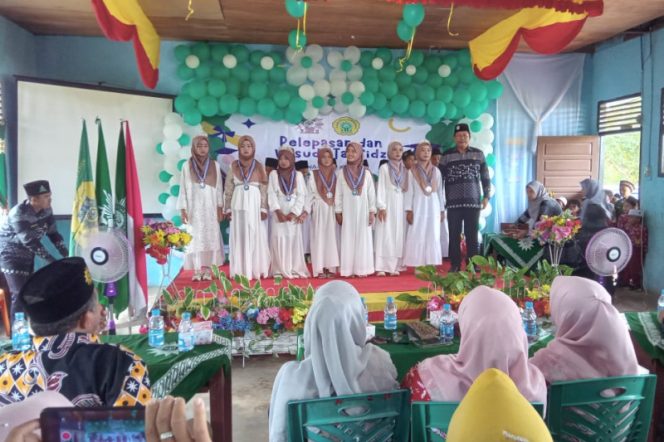 
					SDIT Muhammadiyah Batahan Lepas dan Wisuda Tahfidz, 2 Siswa Hafizd Al – Quran Juz 30
