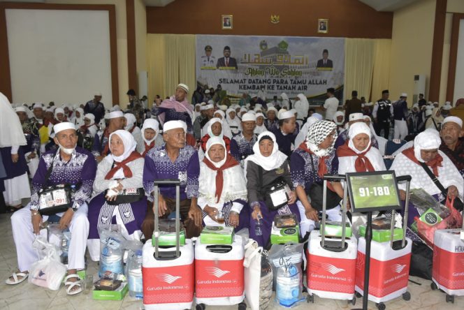 
					Hari Ini 358 Jemaah Haji Madina Tiba di Medan, Diperkirakan Kamis Siang di Panyabungan