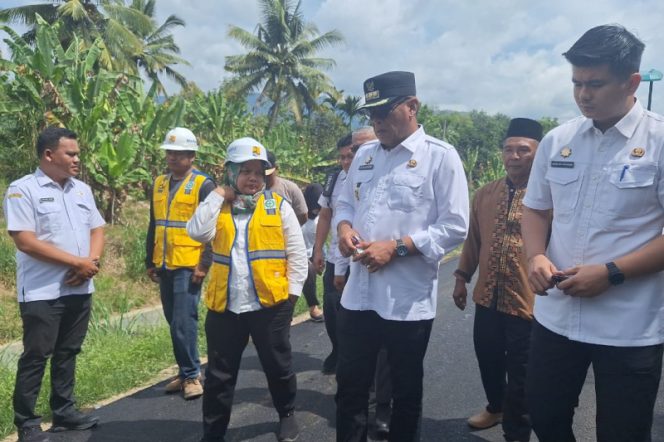 
					Bupati Sukhairi Tinjau Sejumlah Proyek DAK 2024 di Madina