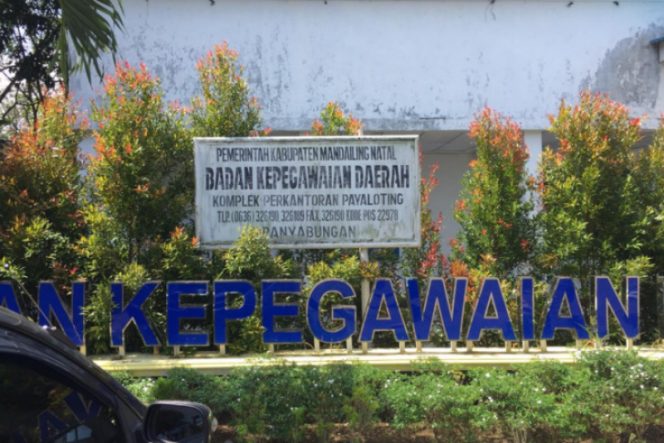 
					28 Peserta Lulus Seleksi Admistrasi Lelang Jabatan Pimpinan Tinggi Pratama Pemkab Madina Tahun 2024