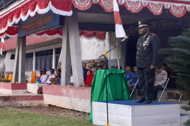 
					Danramil 12 Siabu Irup Upacara Penurunan Bendera HUT RI Ke 79
