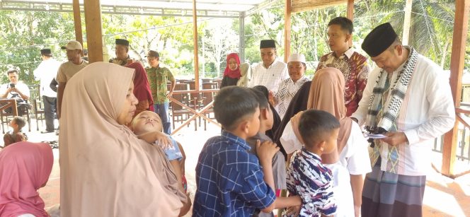 
					Santuni Anak Yatim di Muarasipongi, Ini Pesan Cabub Madina Saipullah