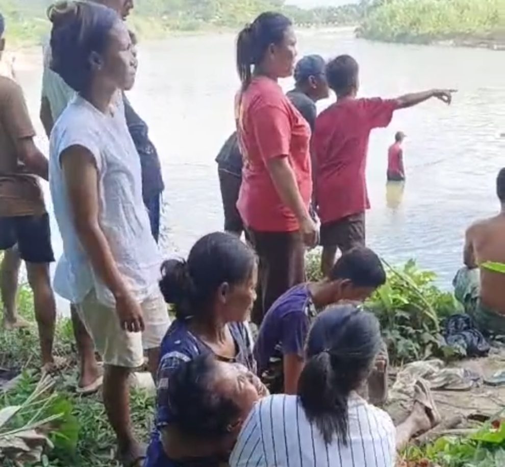 
					Dua Warga Kampung Baru Tenggelam di Sungai Batang Gadis, Satu Belum Ditemukan