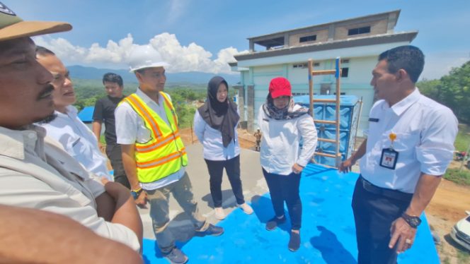 
					Dinas PUPR Madina Mulai Salurkan Air Bersih Ke Gedung Baru RSUD Panyabungan di Panatapan