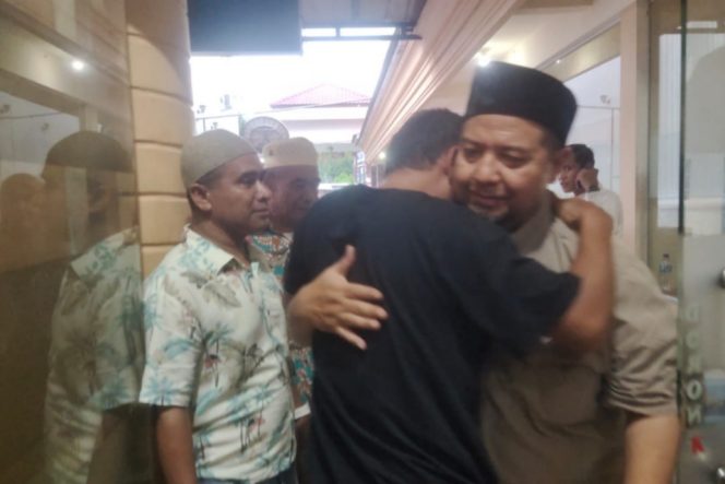 
					Cawabup Ichwan Bantu Biaya Persalinan Caesar Warga Tapus di RS. Permata Madina