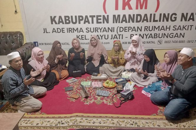 
					Ikatan Keluarga Minang Do’akan Harun -Ichwan Pimpin Madina