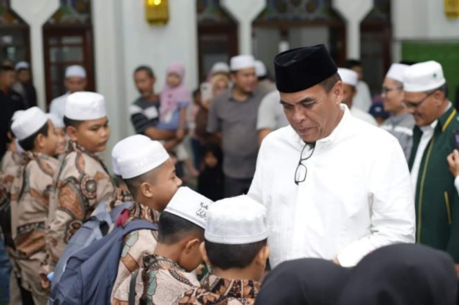 
					Bupati Madina Lepas Kontingen Porsadin Tingkat Sumut