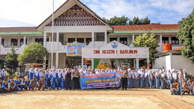 
					OPS Zebra, Kasatlantas Polres Palas Sambangi SMA 1 Barumun, Sosialisasi Tertib Berlalulintas